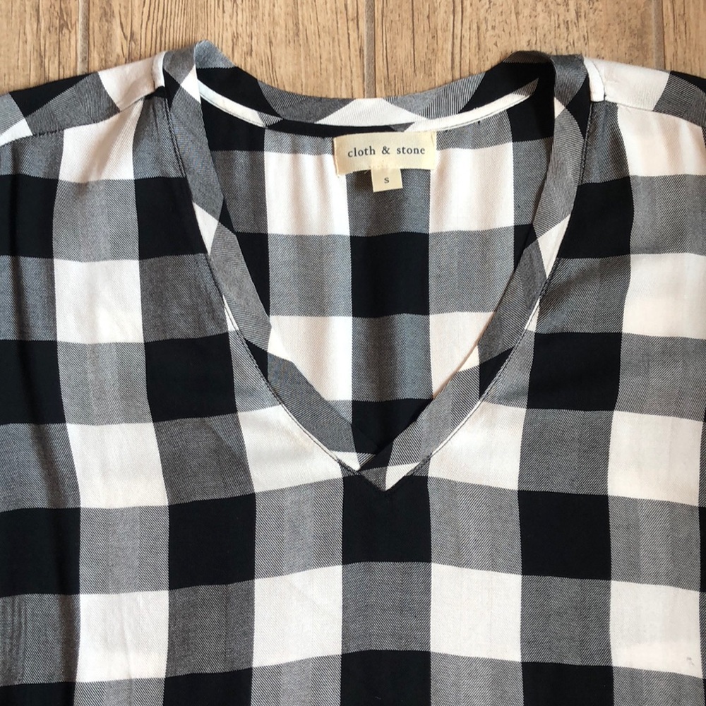 Short sleeve blouse